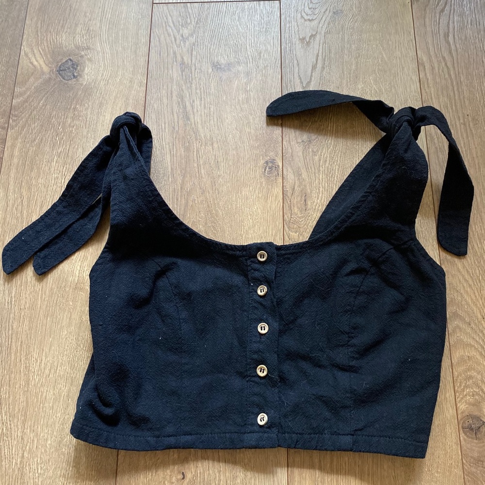 Kendal and Kyle black crop top